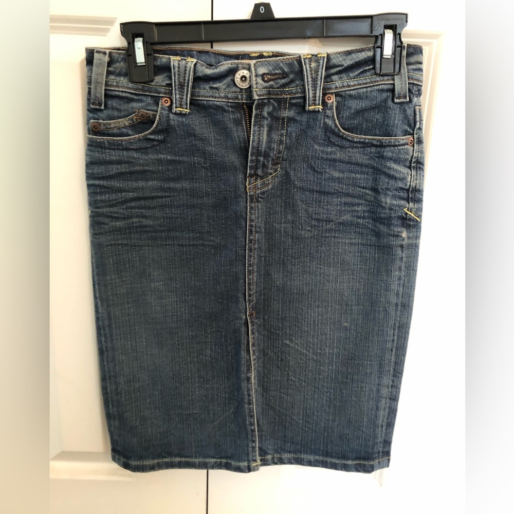Yanuk blue denim skirt size 0